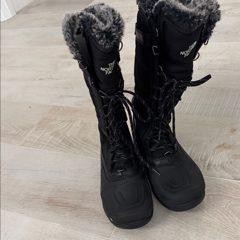 The North Face Black Winter Boots